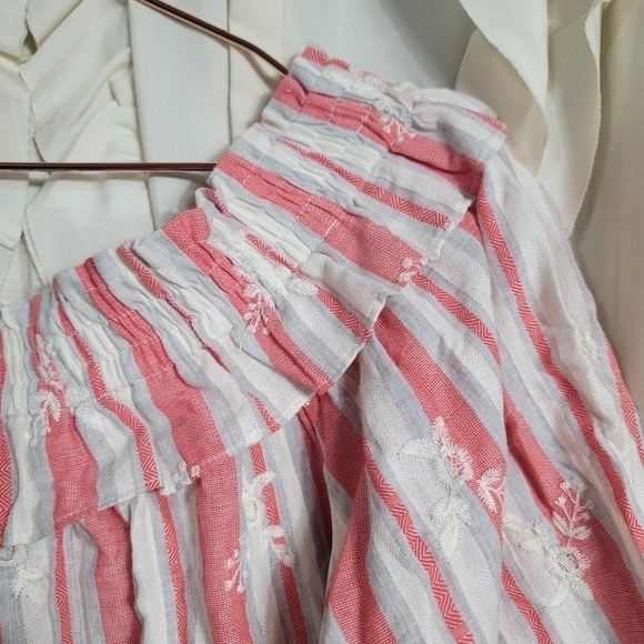 Misa LA Striped Embroidered Peasant Blouse Top Off the Shoulder Large Red Cream - Picture 2 of 9